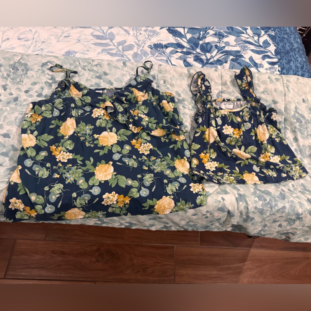 Old Navy Blue and Green Floral Tops mommy and girl Matching tropical set